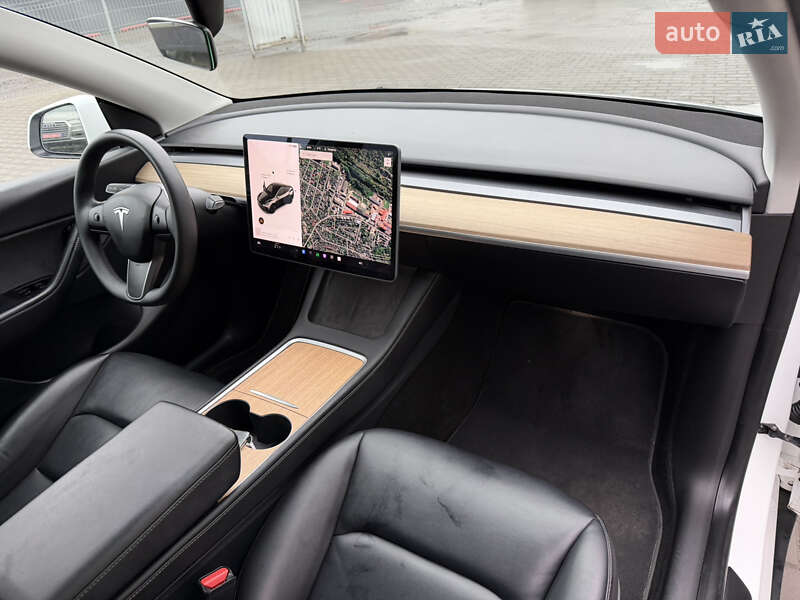 Позашляховик / Кросовер Tesla Model Y 2020 в Луцьку