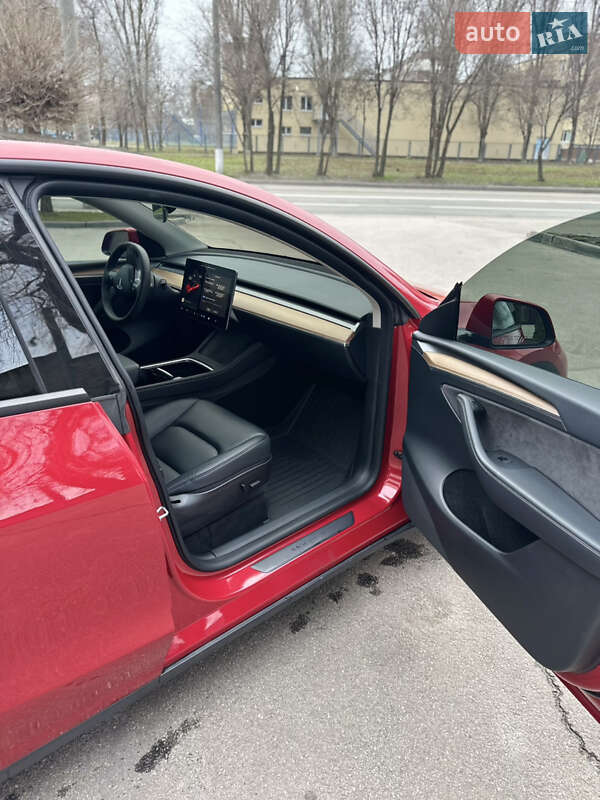 Внедорожник / Кроссовер Tesla Model Y 2022 в Днепре