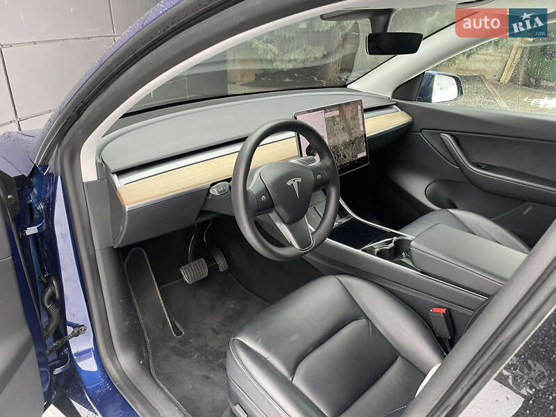 Внедорожник / Кроссовер Tesla Model Y 2020 в Одессе