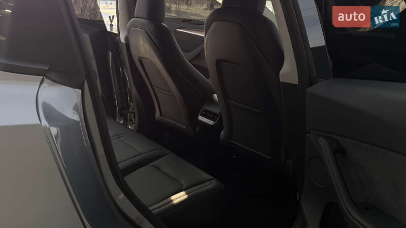 Внедорожник / Кроссовер Tesla Model Y 2024 в Виннице