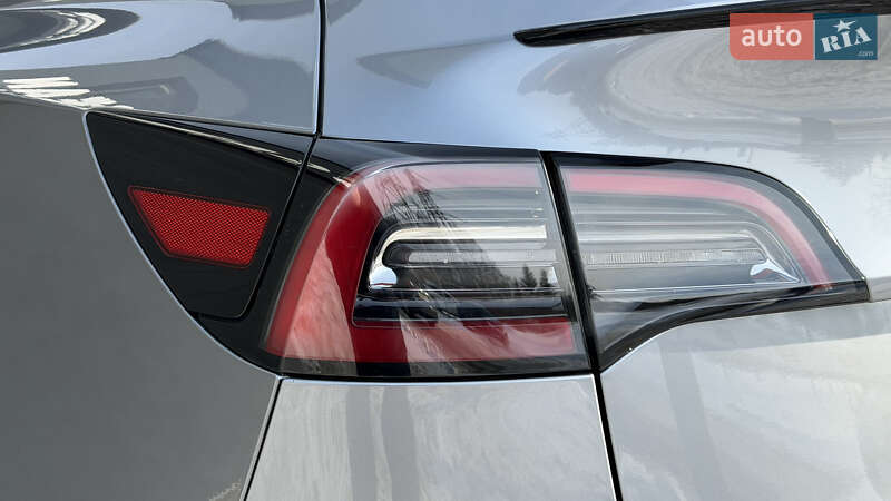 Внедорожник / Кроссовер Tesla Model Y 2024 в Виннице