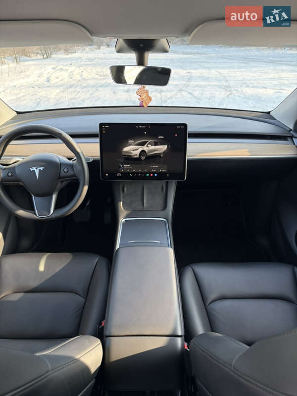 Внедорожник / Кроссовер Tesla Model Y 2022 в Киеве