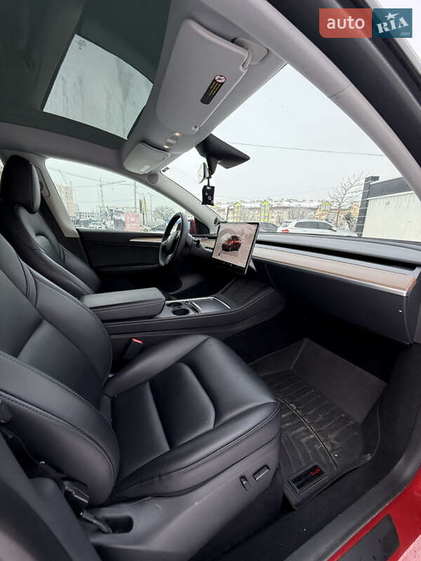Внедорожник / Кроссовер Tesla Model Y 2023 в Киеве