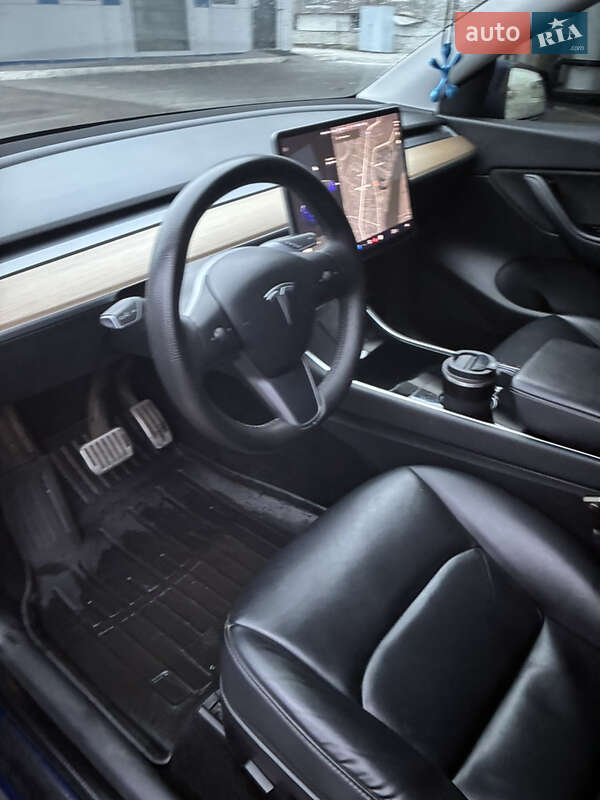 Внедорожник / Кроссовер Tesla Model Y 2020 в Запорожье