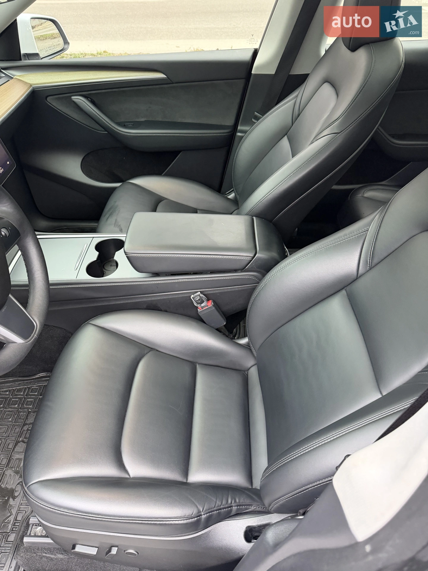 2023 Tesla Model Y - мініатюра 8