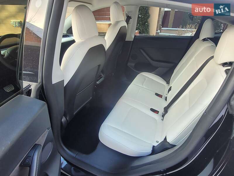 Внедорожник / Кроссовер Tesla Model Y 2022 в Виннице