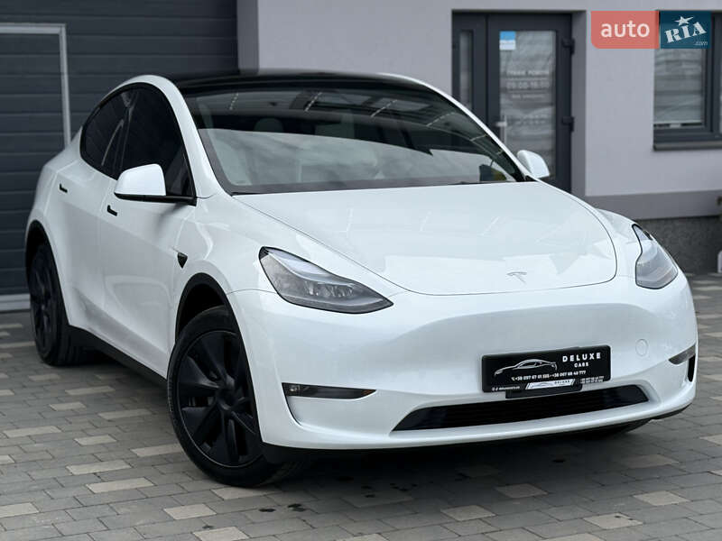 Внедорожник / Кроссовер Tesla Model Y 2024 в Дрогобыче