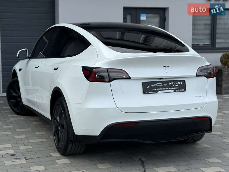 Внедорожник / Кроссовер Tesla Model Y 2024 в Дрогобыче