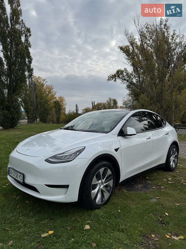 Tesla Model Y 2021 Tesla Model Y 2021