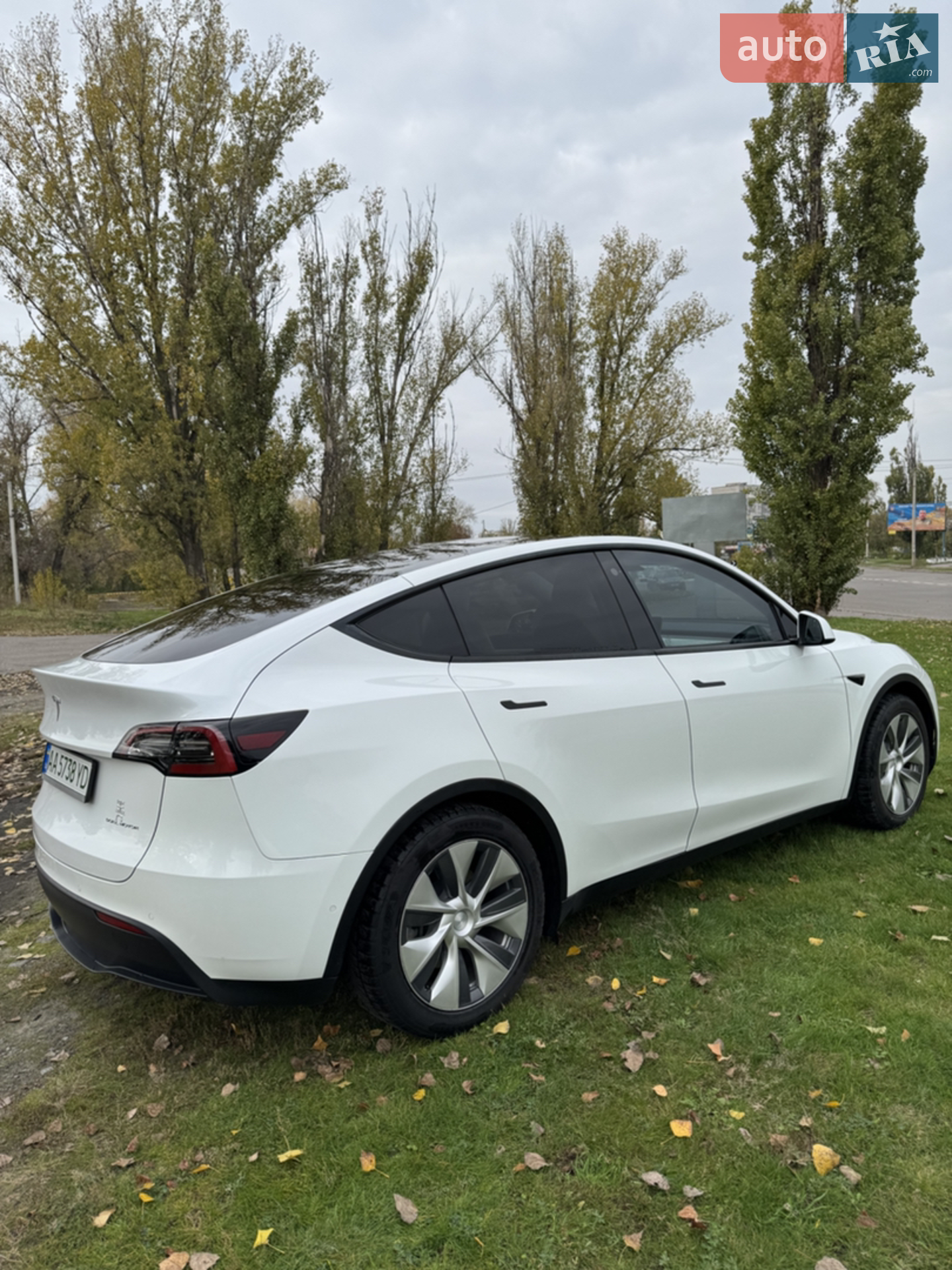 2021 Tesla Model Y - мініатюра 4