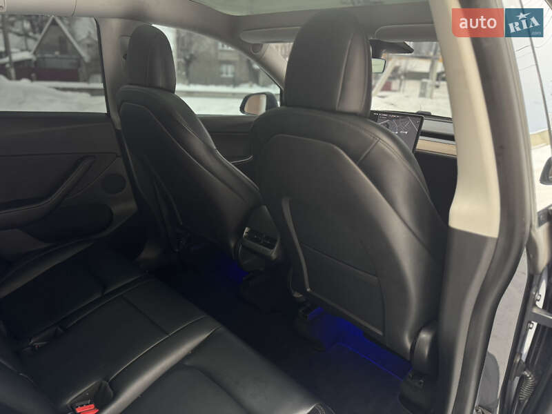 Внедорожник / Кроссовер Tesla Model Y 2020 в Луцке