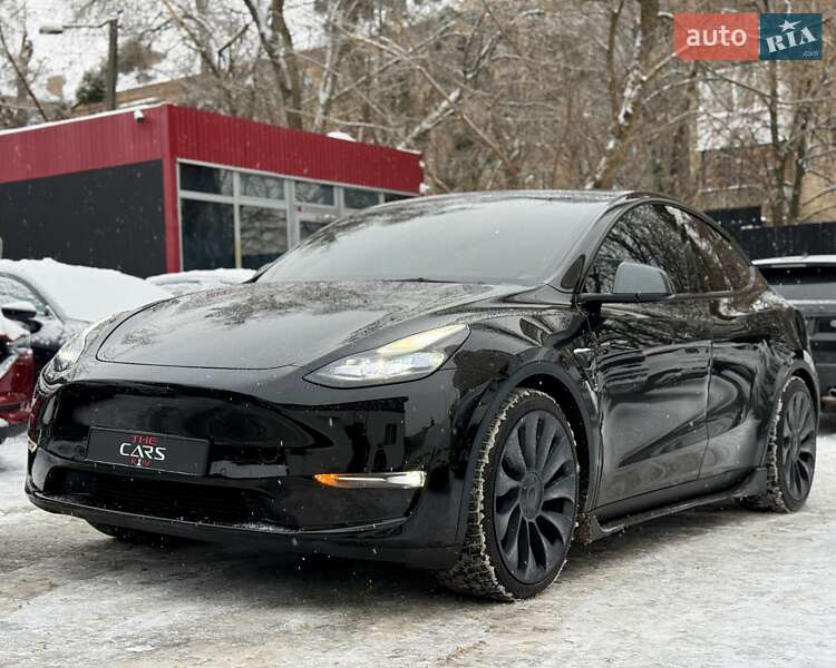 Внедорожник / Кроссовер Tesla Model Y 2021 в Киеве