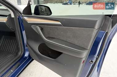 Внедорожник / Кроссовер Tesla Model Y 2023 в Звягеле