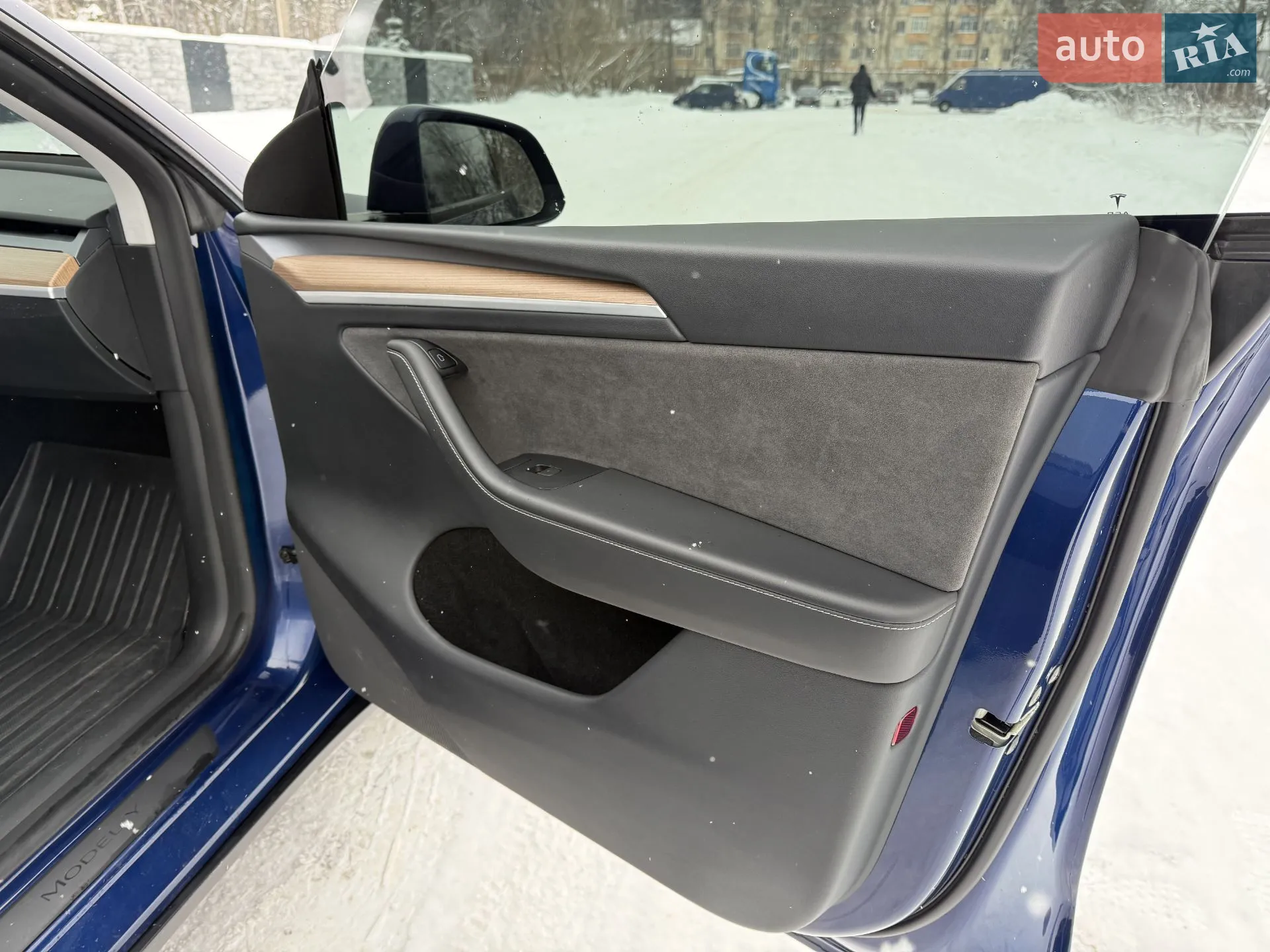 2023 Tesla Model Y - мініатюра 16