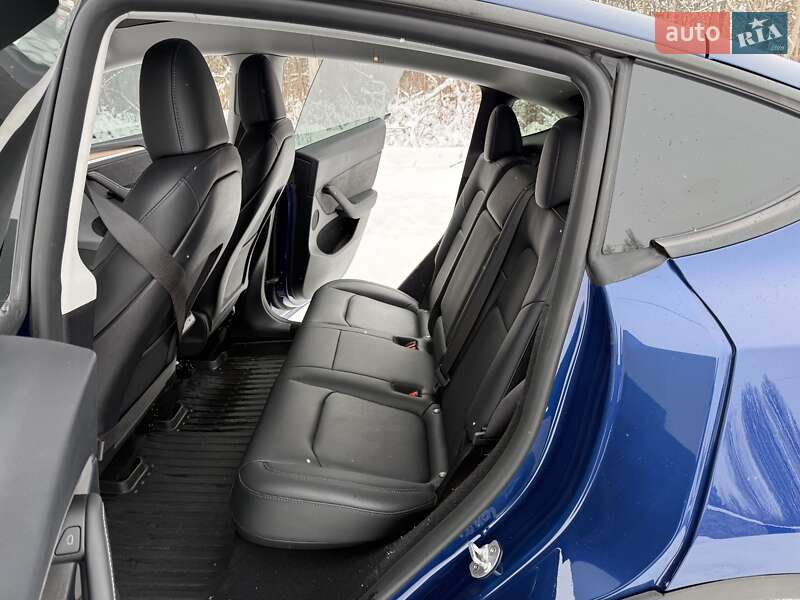 Внедорожник / Кроссовер Tesla Model Y 2023 в Звягеле