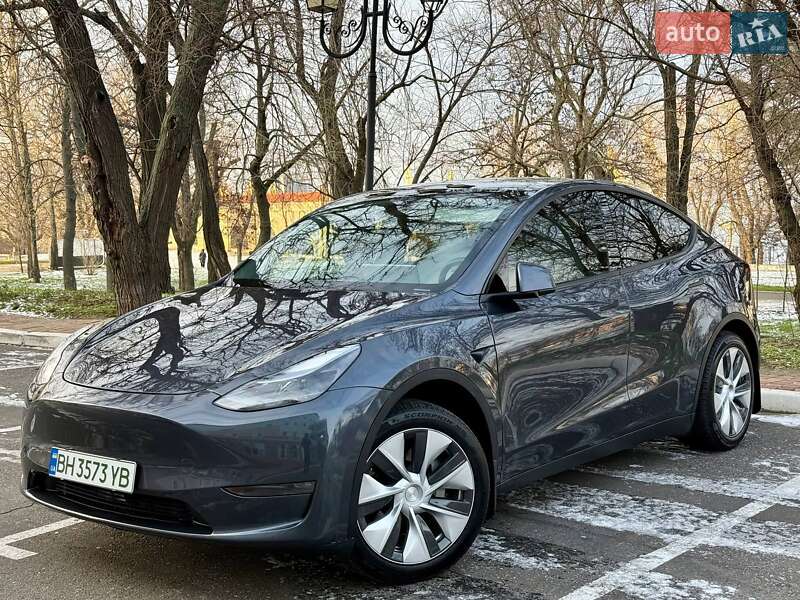 Внедорожник / Кроссовер Tesla Model Y 2023 в Одессе