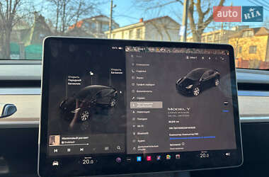 Внедорожник / Кроссовер Tesla Model Y 2022 в Киеве