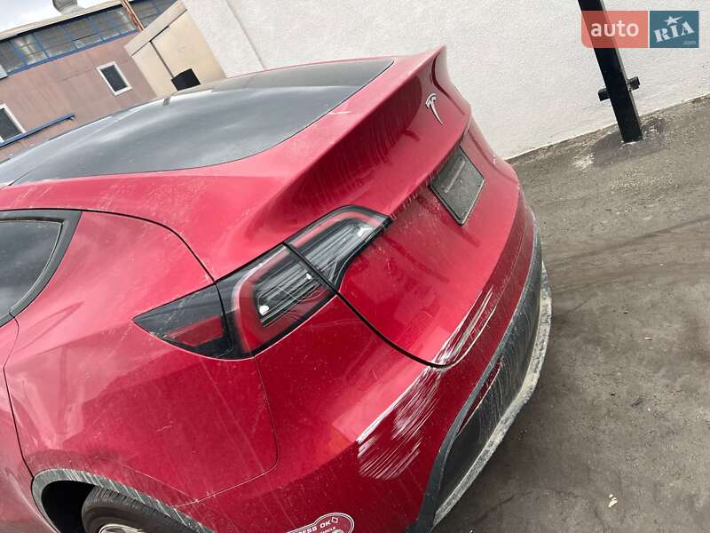 Внедорожник / Кроссовер Tesla Model Y 2023 в Львове