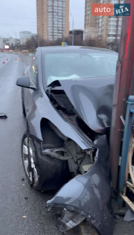 Внедорожник / Кроссовер Tesla Model Y 2021 в Киеве