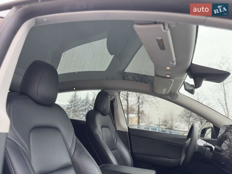 Внедорожник / Кроссовер Tesla Model Y 2022 в Луцке