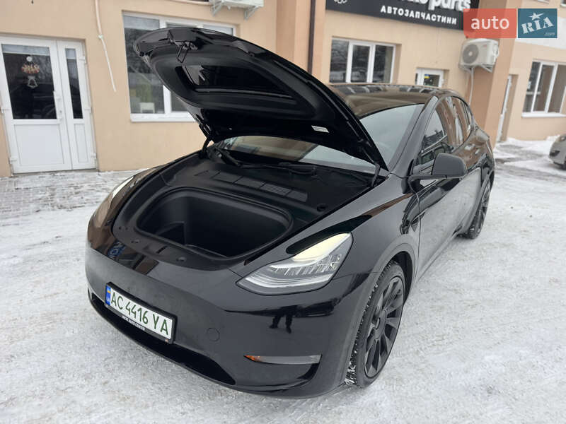 Внедорожник / Кроссовер Tesla Model Y 2022 в Луцке