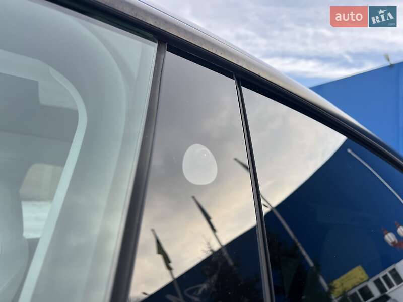 Внедорожник / Кроссовер Tesla Model Y 2025 в Богуславе