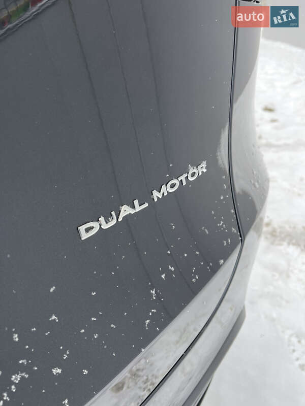 Внедорожник / Кроссовер Tesla Model Y 2024 в Фастове