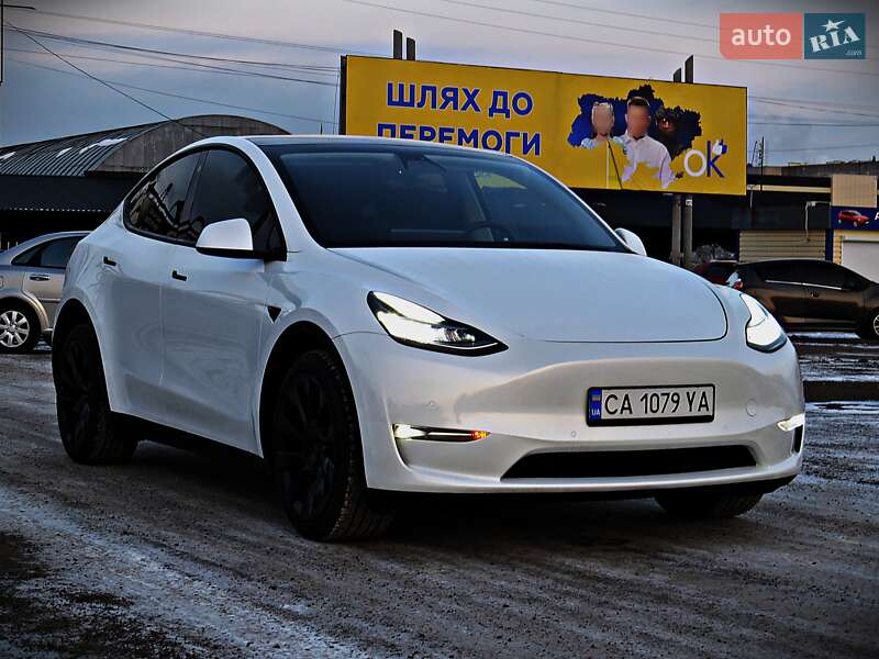 Внедорожник / Кроссовер Tesla Model Y 2021 в Черкассах