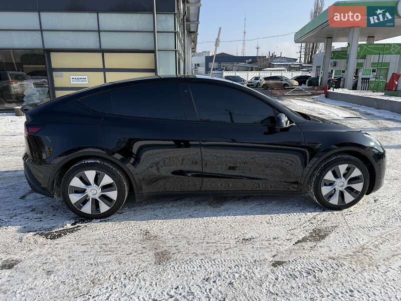 Внедорожник / Кроссовер Tesla Model Y 2021 в Одессе фото 4 Внедорожник / Кроссовер Tesla Model Y 2021 в Одессе