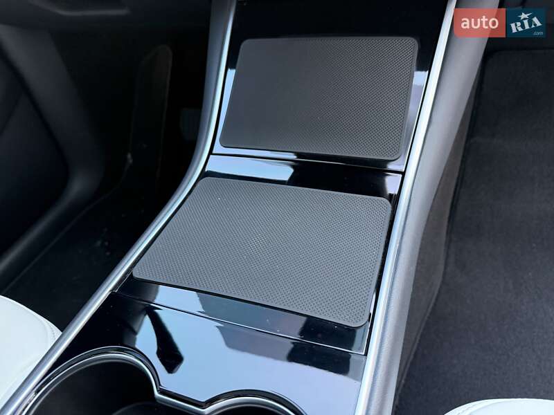 Внедорожник / Кроссовер Tesla Model Y 2021 в Одессе фото 28 Внедорожник / Кроссовер Tesla Model Y 2021 в Одессе