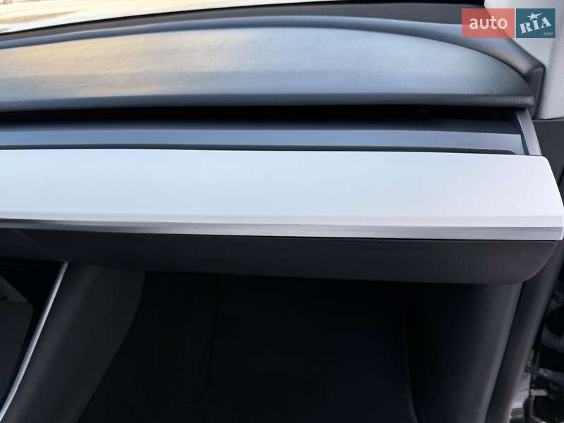 Внедорожник / Кроссовер Tesla Model Y 2021 в Одессе фото 29 Внедорожник / Кроссовер Tesla Model Y 2021 в Одессе