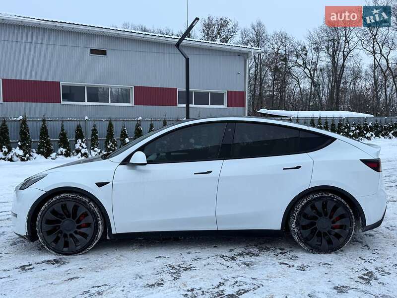 Внедорожник / Кроссовер Tesla Model Y 2022 в Луцке