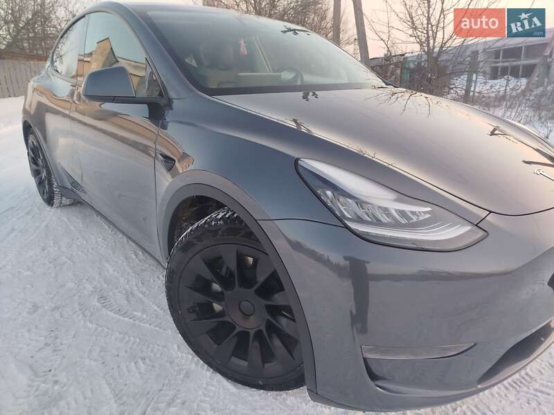Позашляховик / Кросовер Tesla Model Y 2022 в Харкові фото 25 Позашляховик / Кросовер Tesla Model Y 2022 в Харкові