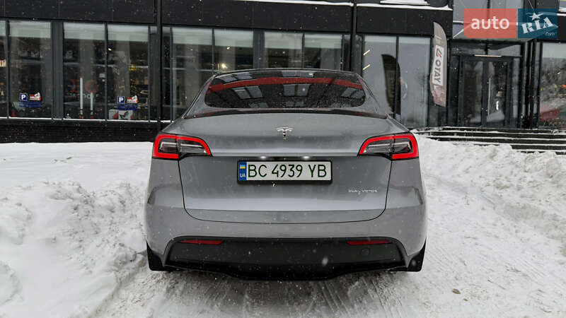 Внедорожник / Кроссовер Tesla Model Y 2024 в Львове
