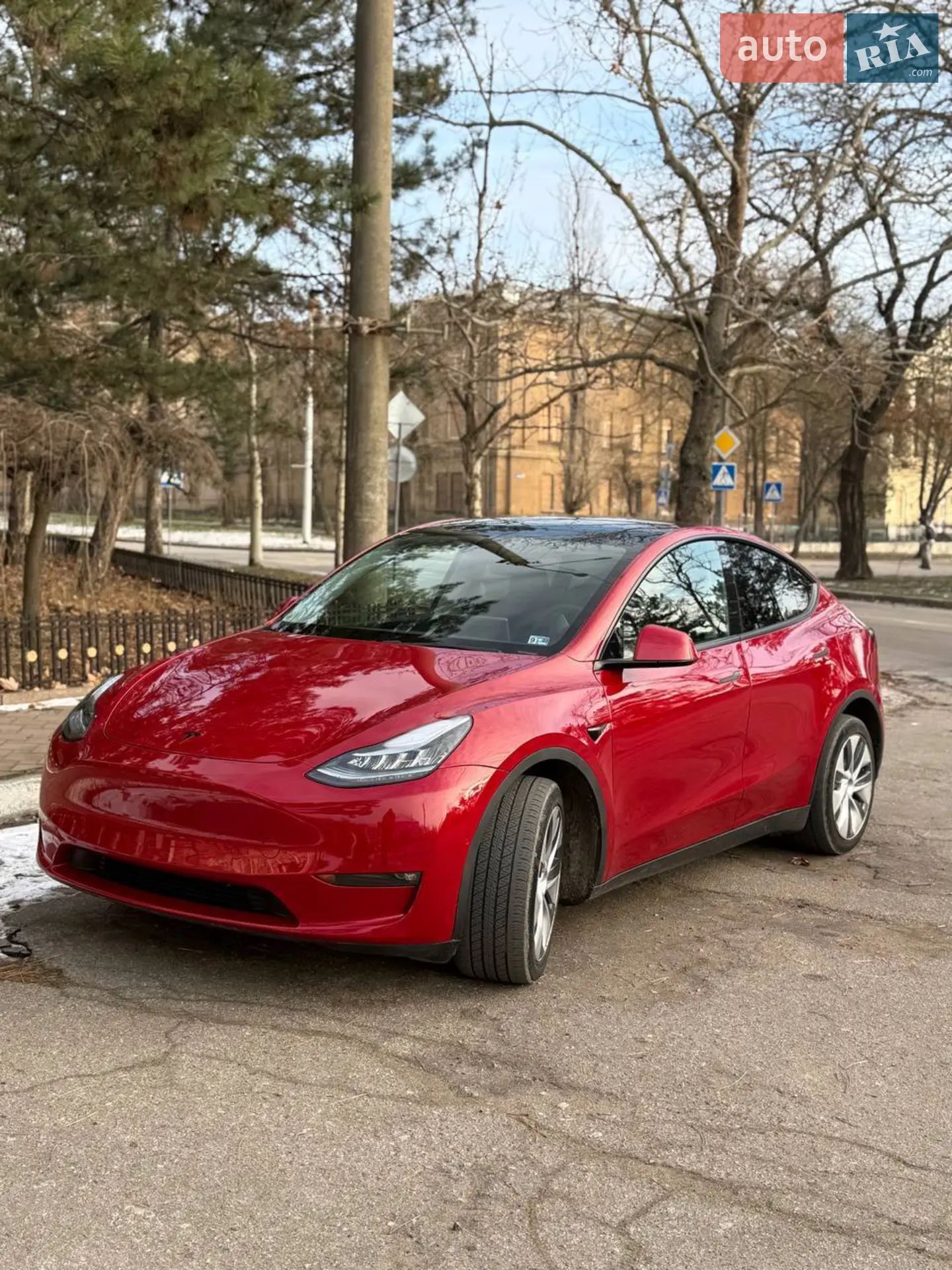 2022 Tesla Model Y - мініатюра 3