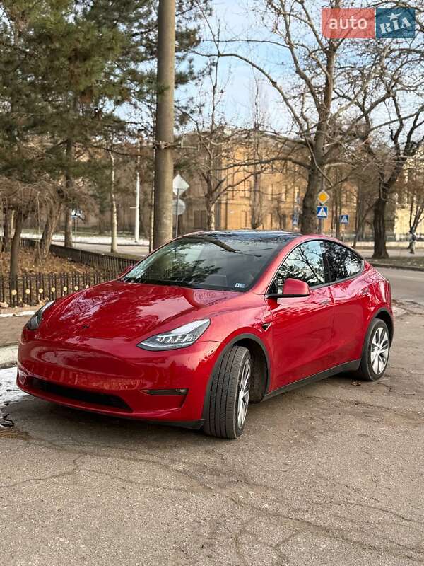 Позашляховик / Кросовер Tesla Model Y 2022 в Миколаєві