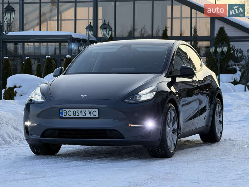 Внедорожник / Кроссовер Tesla Model Y 2022 в Стрые