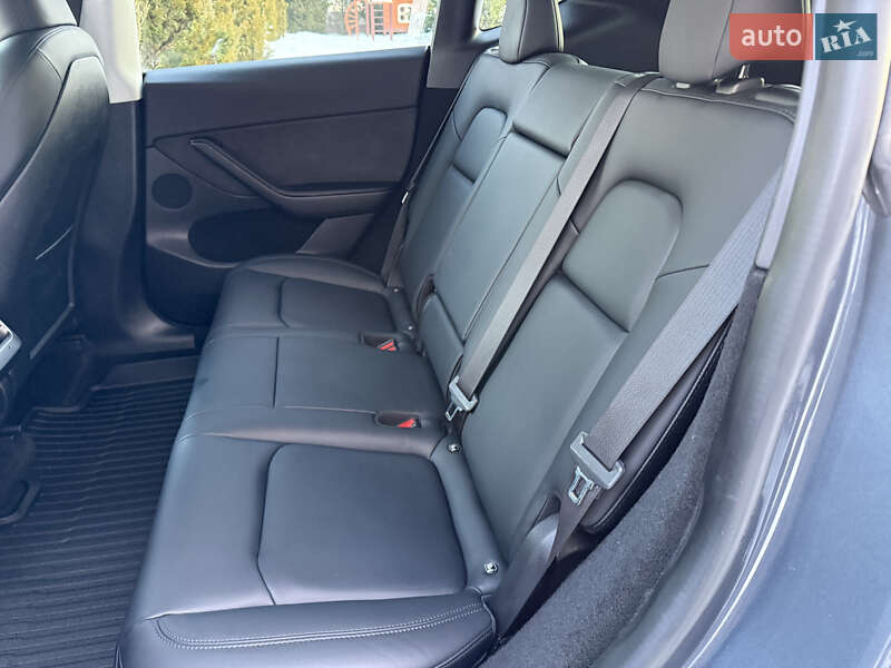 Внедорожник / Кроссовер Tesla Model Y 2022 в Стрые