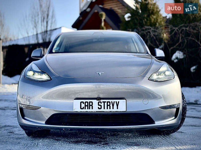 Внедорожник / Кроссовер Tesla Model Y 2023 в Стрые