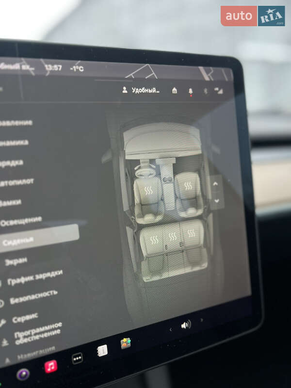 Внедорожник / Кроссовер Tesla Model Y 2021 в Ивано-Франковске