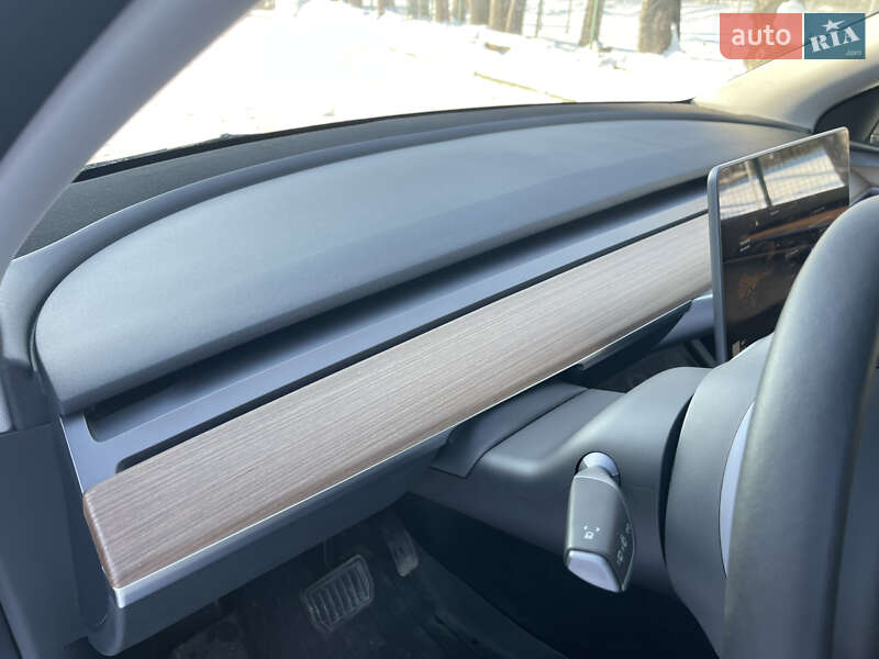 Внедорожник / Кроссовер Tesla Model Y 2023 в Стрые фото 27 Внедорожник / Кроссовер Tesla Model Y 2023 в Стрые