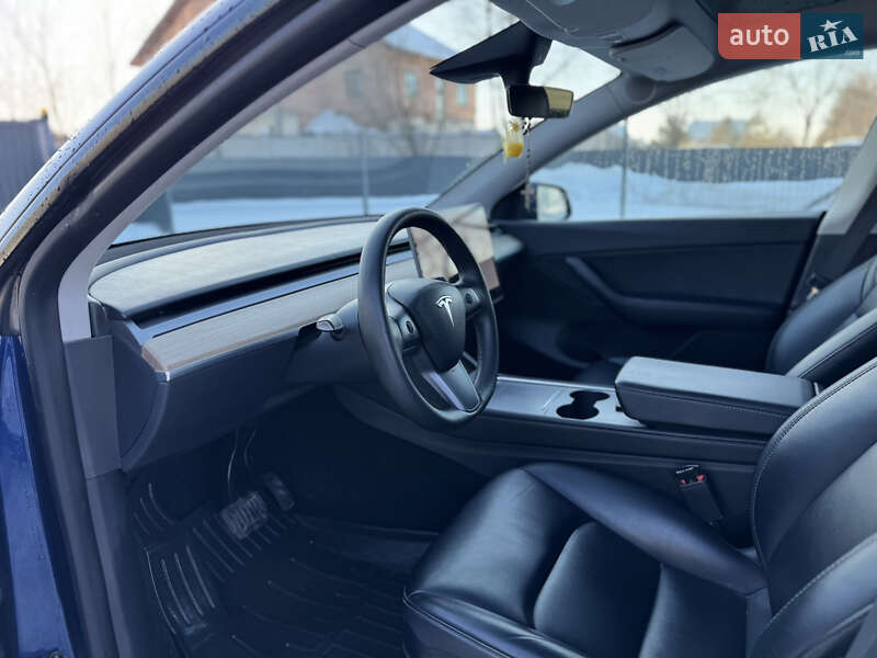 Позашляховик / Кросовер Tesla Model Y 2022 в Львові
