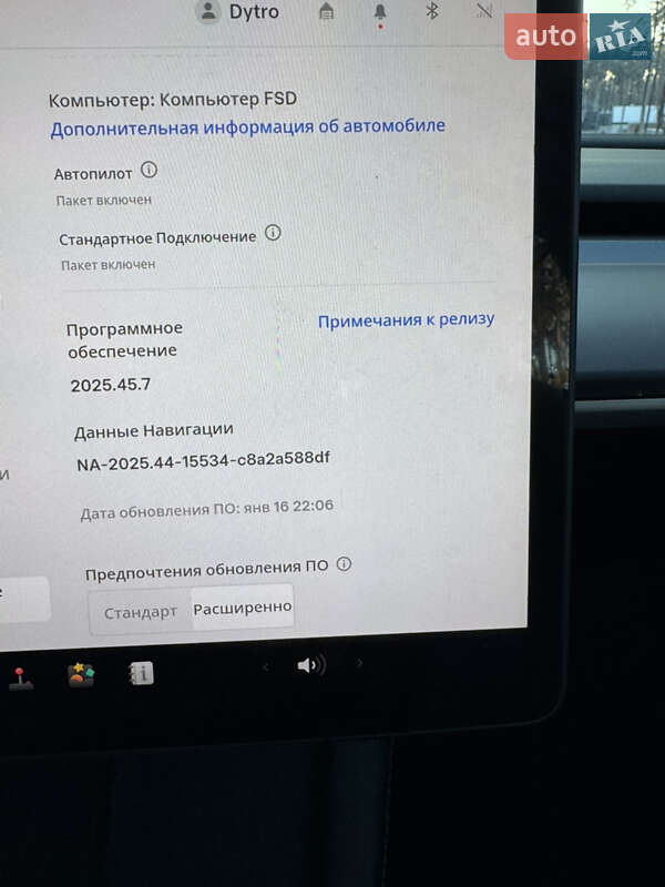 Позашляховик / Кросовер Tesla Model Y 2024 в Києві фото 11 Позашляховик / Кросовер Tesla Model Y 2024 в Києві