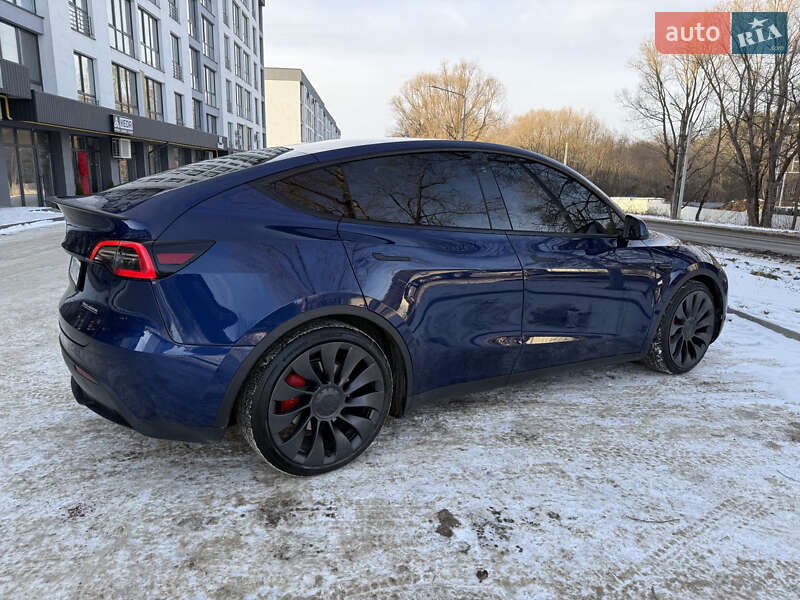 Внедорожник / Кроссовер Tesla Model Y 2021 в Каменец-Подольском
