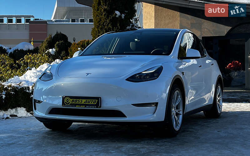 Позашляховик / Кросовер Tesla Model Y 2022 в Львові