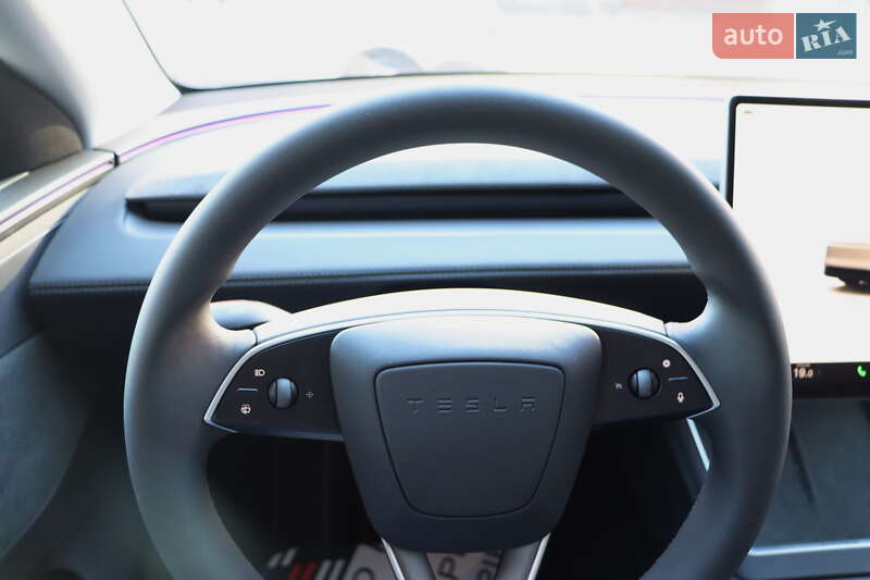Внедорожник / Кроссовер Tesla Model Y 2025 в Львове фото 13 Внедорожник / Кроссовер Tesla Model Y 2025 в Львове