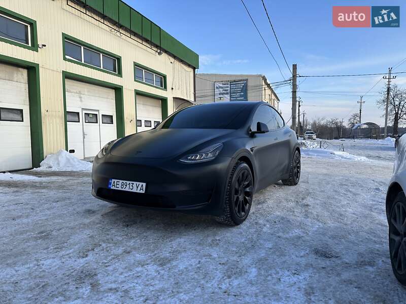 Tesla Model Y 2021 Tesla Model Y 2021