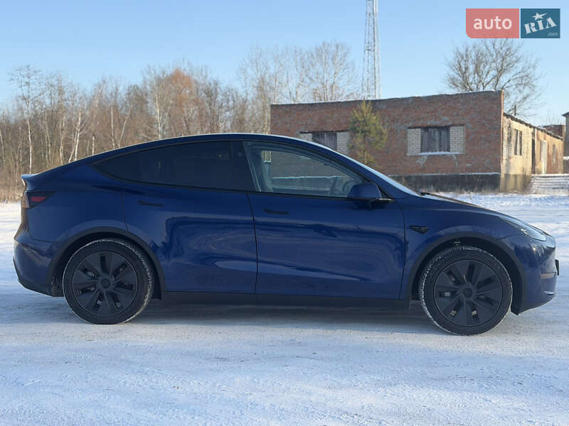 Позашляховик / Кросовер Tesla Model Y 2024 в Вінниці фото 6 Позашляховик / Кросовер Tesla Model Y 2024 в Вінниці