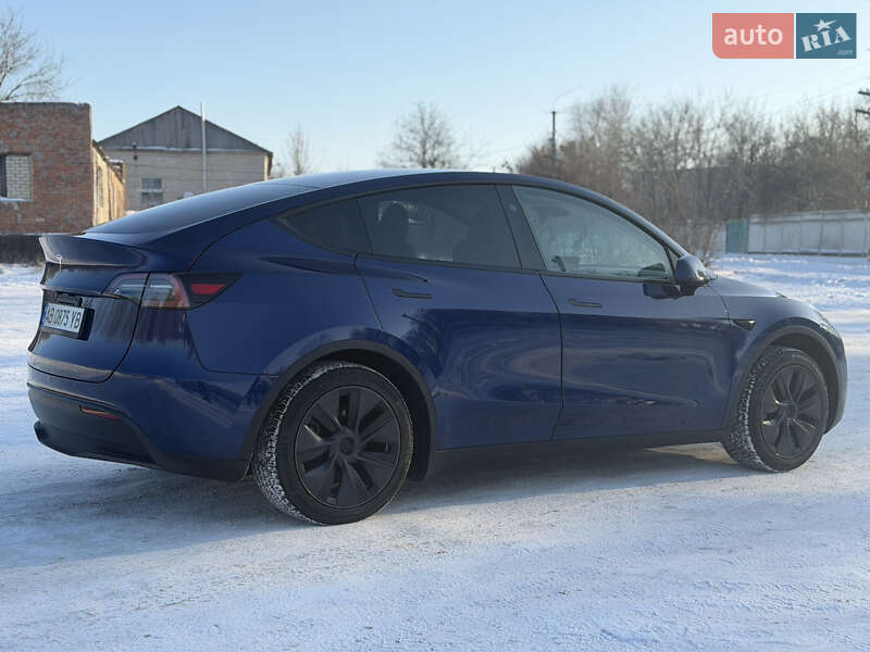 Позашляховик / Кросовер Tesla Model Y 2024 в Вінниці фото 7 Позашляховик / Кросовер Tesla Model Y 2024 в Вінниці