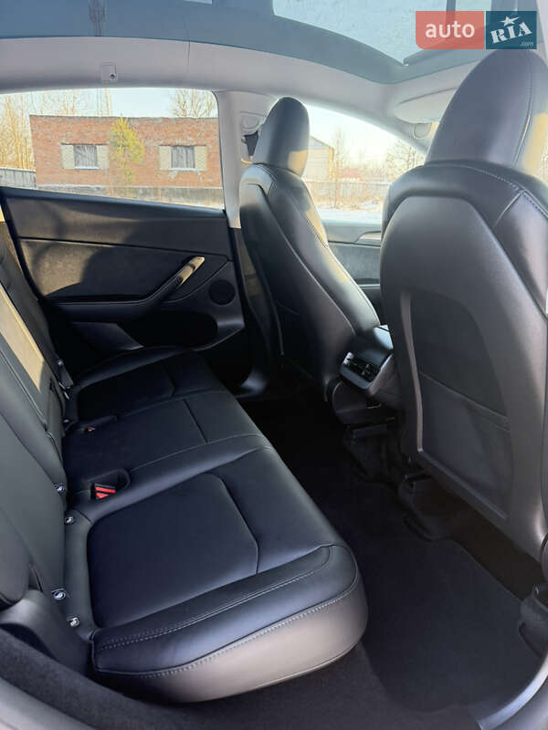 Позашляховик / Кросовер Tesla Model Y 2024 в Вінниці фото 41 Позашляховик / Кросовер Tesla Model Y 2024 в Вінниці